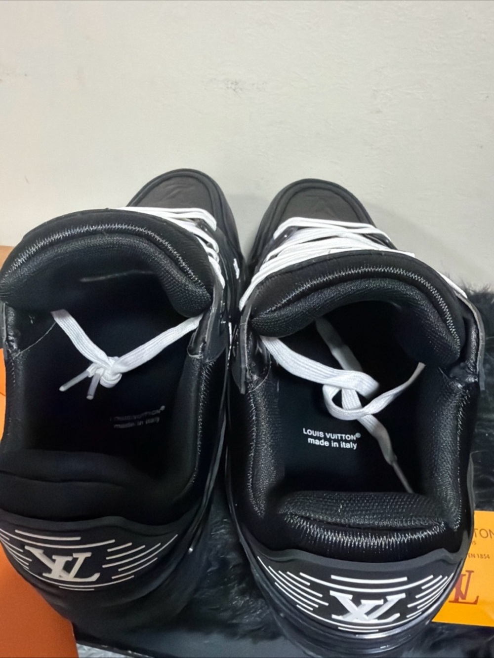 Louis Vuitton Black Leather Low-Top Sneakers with White Laces - Picture 6 of 8